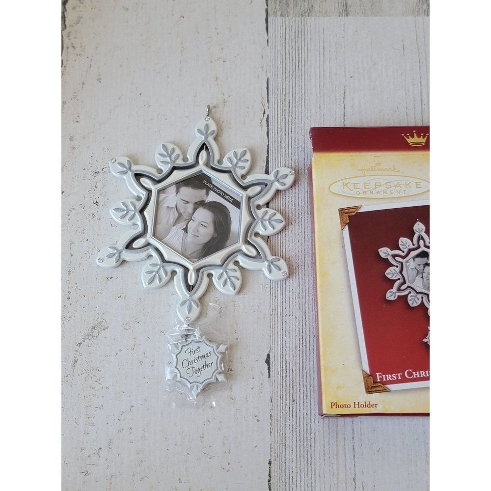 Hallmark first Christmas together 2005 ornament Xmas snowflake photo holder